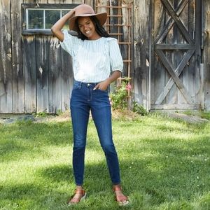 Universal thread dark wash stretch jeggings